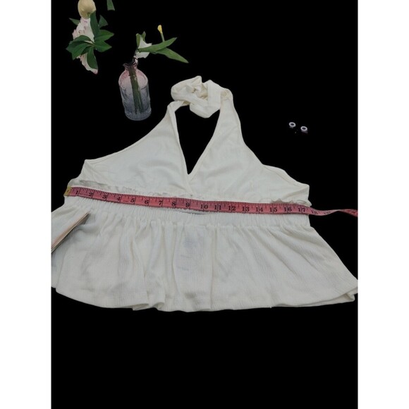 Almost Famous Women's Halter Crop Top Shirt Junior's Size XL Tanks Ivory New - Picture 5 of 12